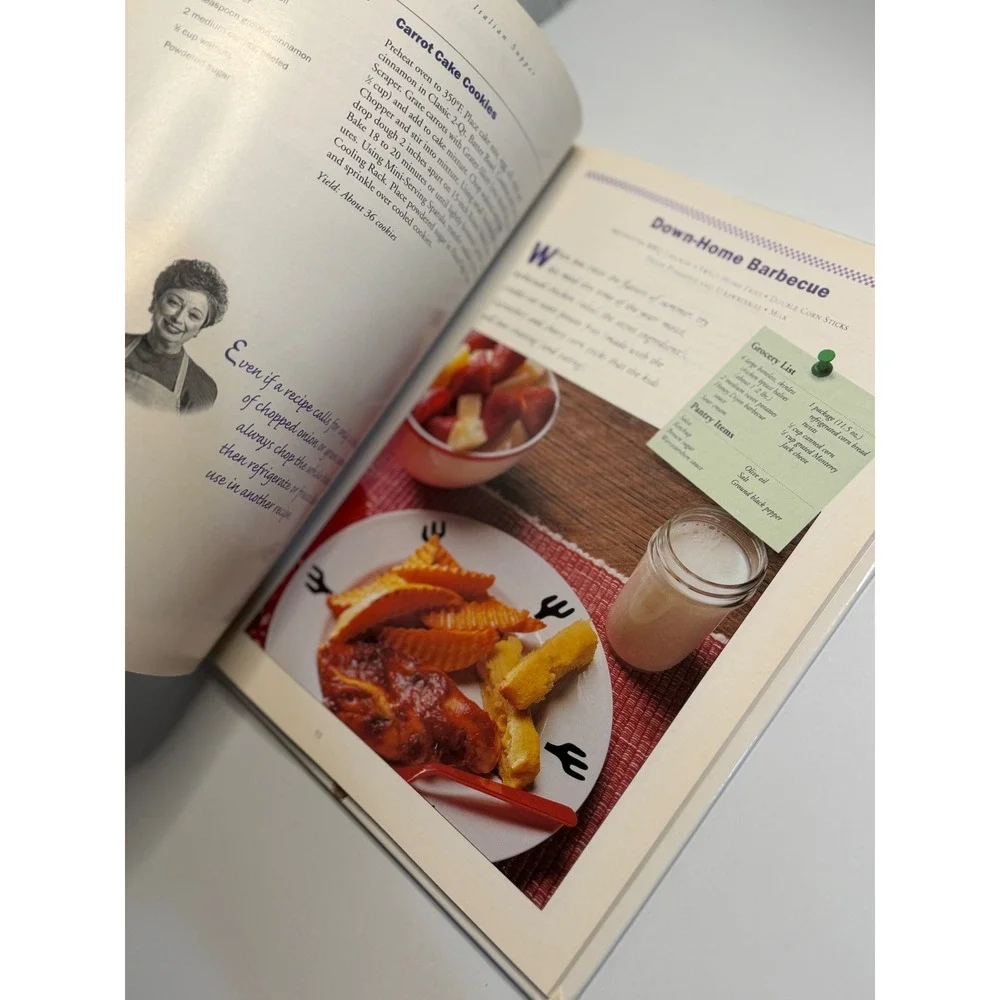 VTG The Pampered Chef Busy Mom's Cookbook White Doris Christopher Hardcover 2003